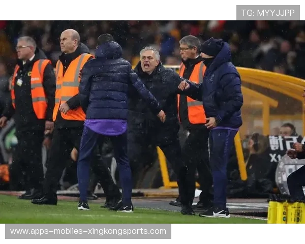 上海男篮补时绝杀，全场跪地庆祝